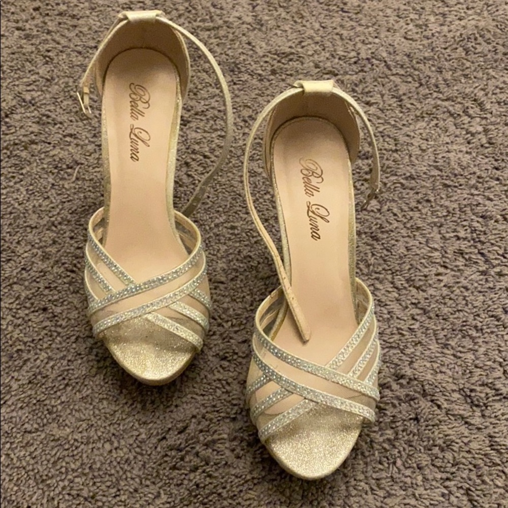 Silver heels with diamonds